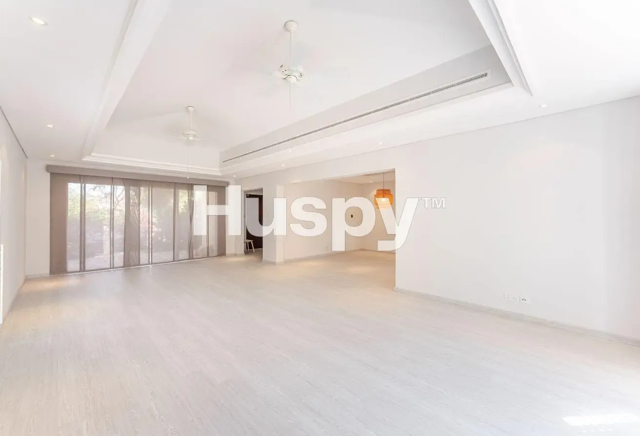 Vacant | Fully Upgraded | Large Plot
