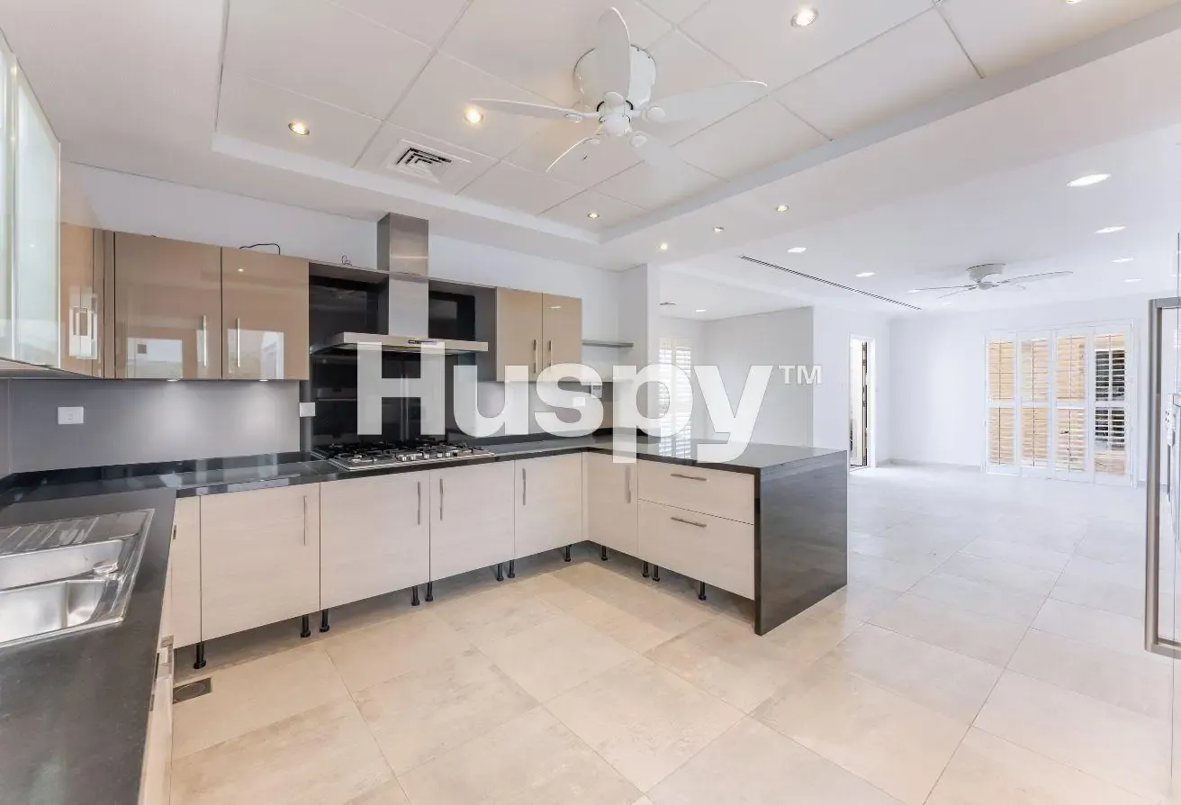 Vacant | Fully Upgraded | Large Plot