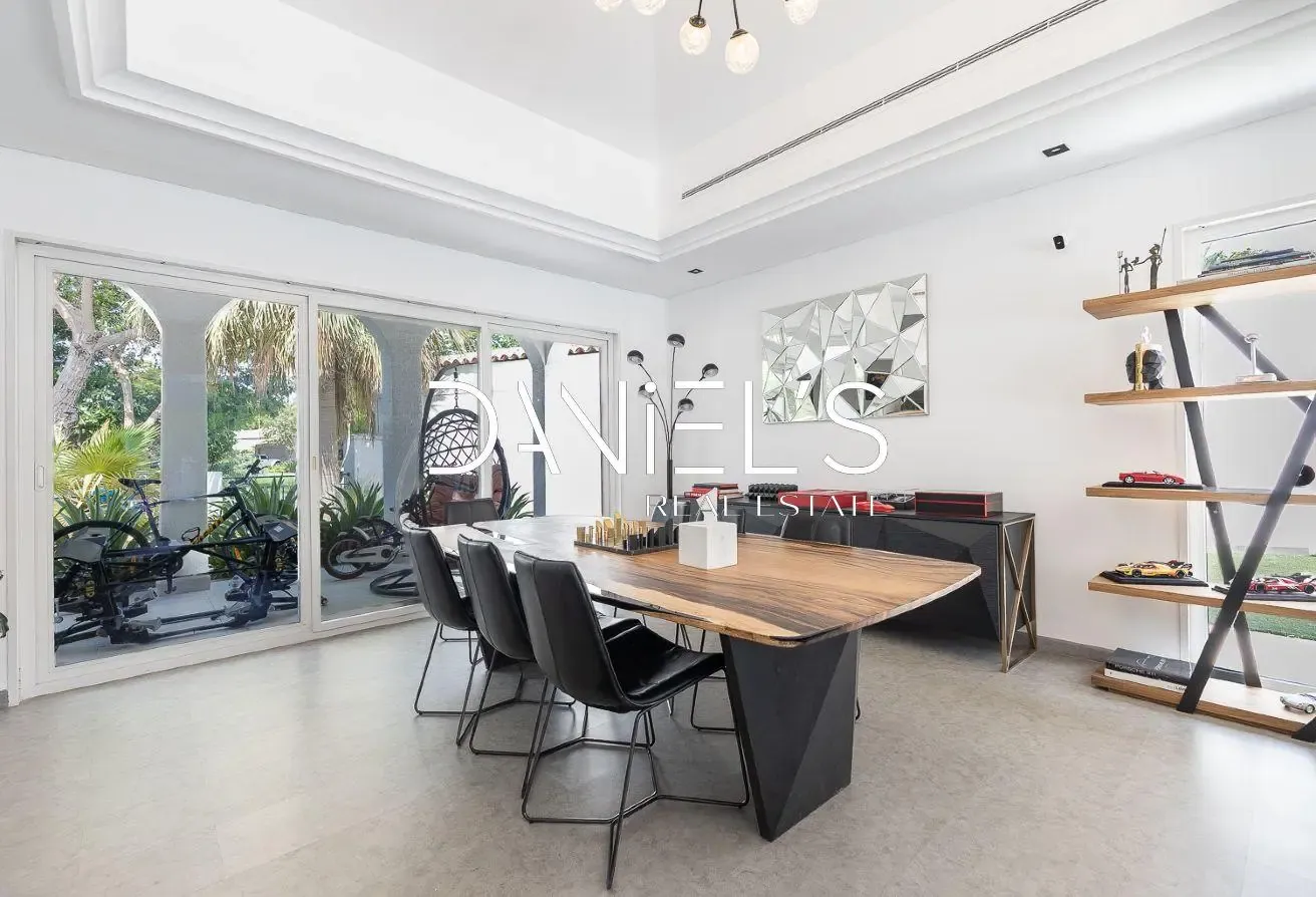 Large Plot | Modern Private Pool | 4 Beds