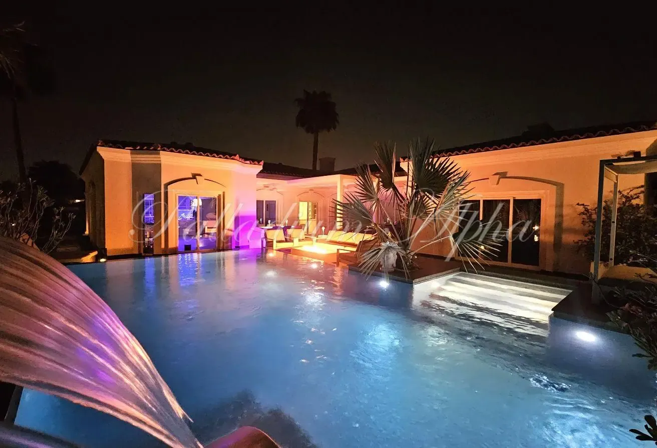 Exclusive | Fully Upgraded | Luxury Living