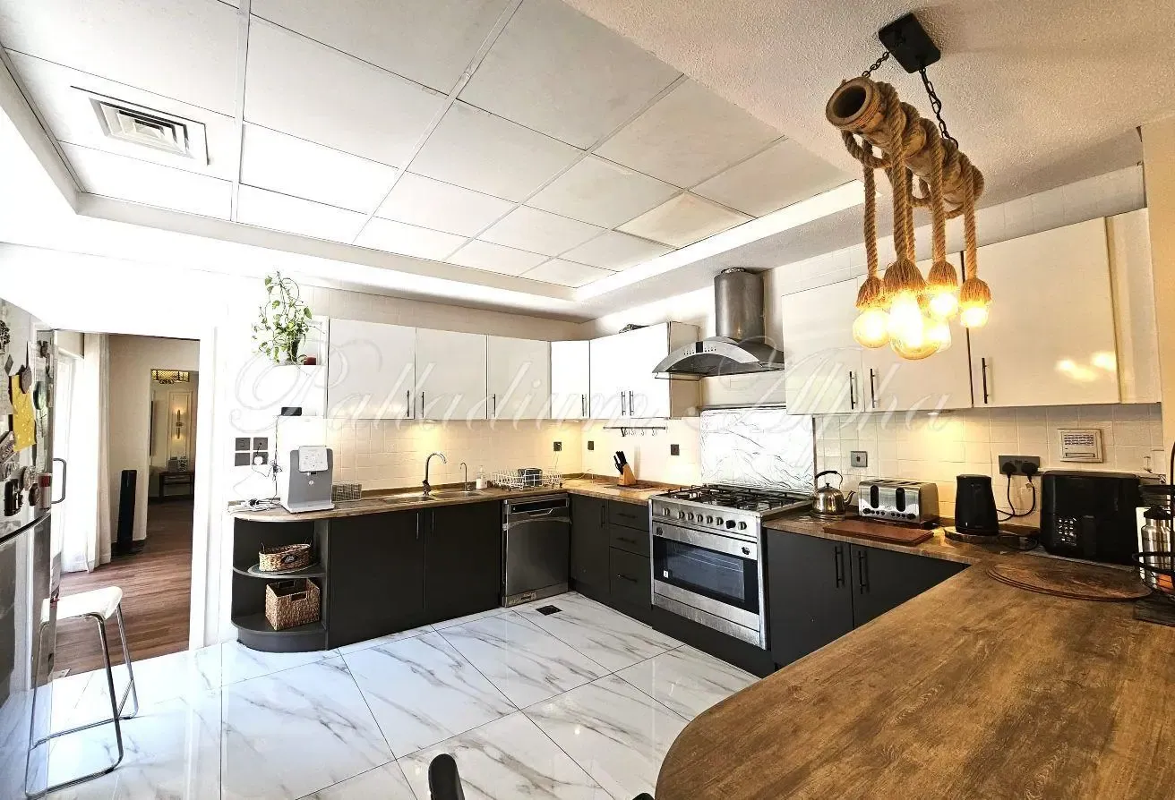 Landscaped Plot | Close to Park | Upgraded