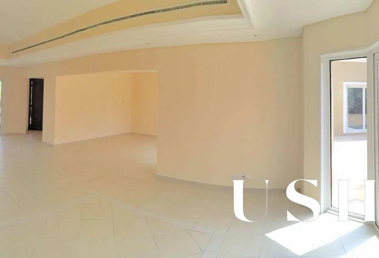 4BR Spacious Villa | Tranquil Living in Dubai