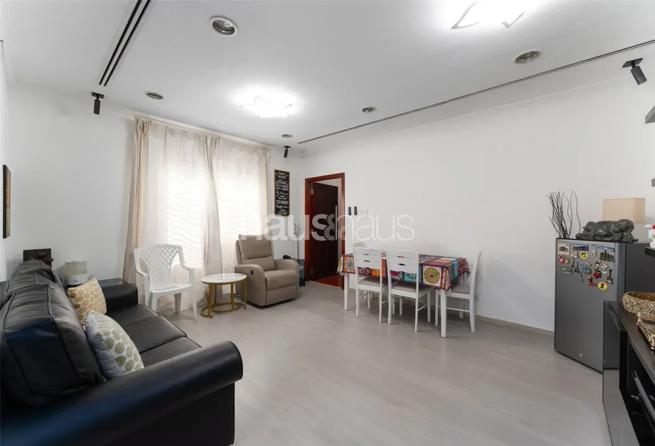 Upgraded and Extended Bungalow | Internal Location