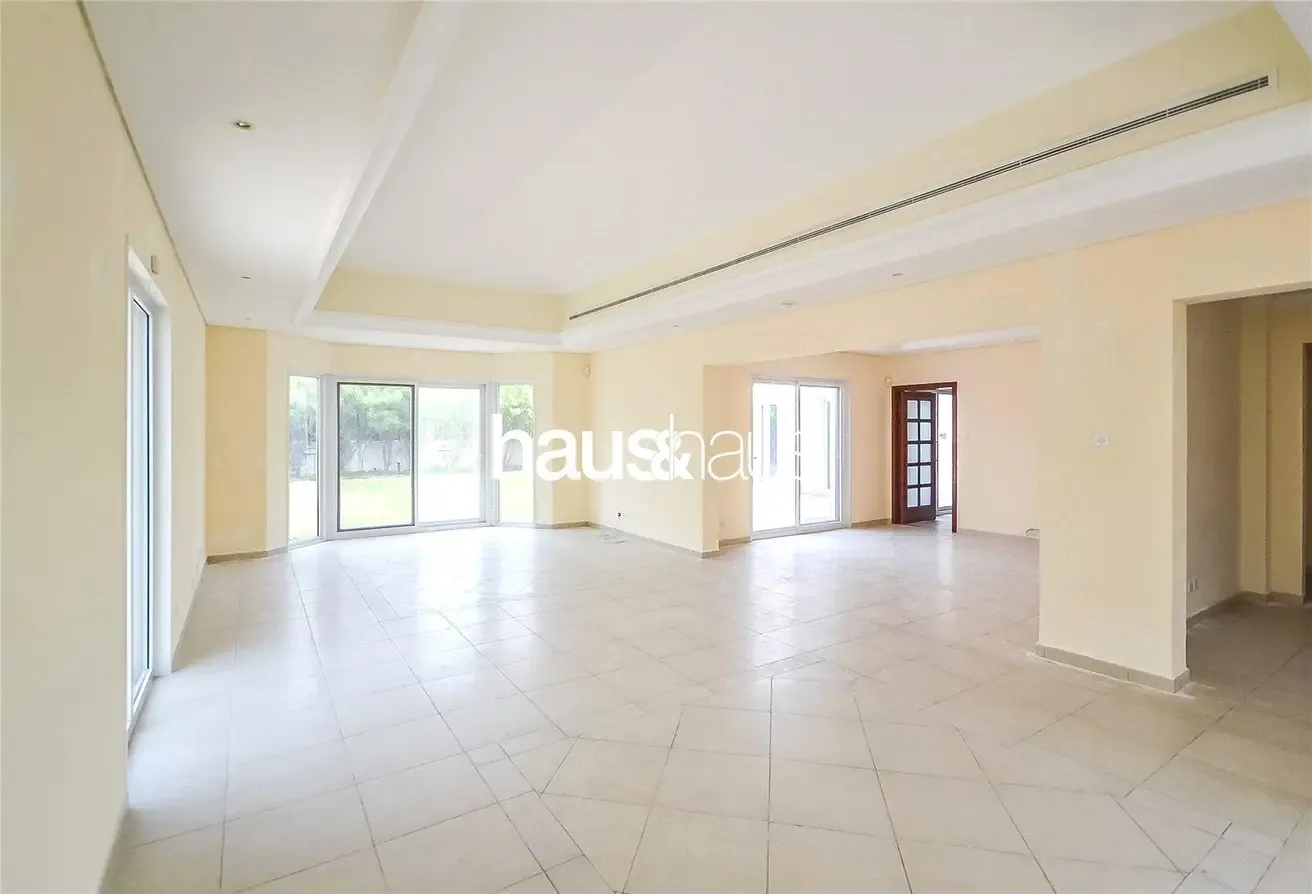 Corner 9,420  Plot Location | Vacant