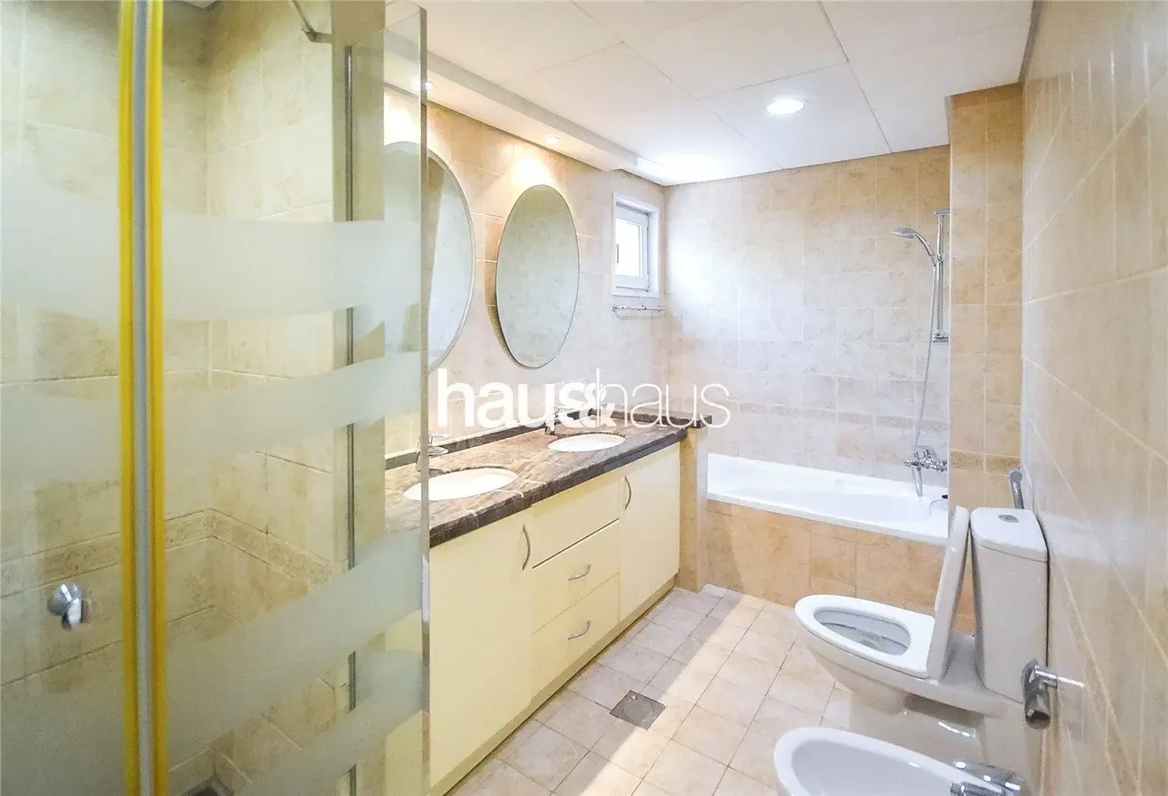 Corner 9,420  Plot Location | Vacant