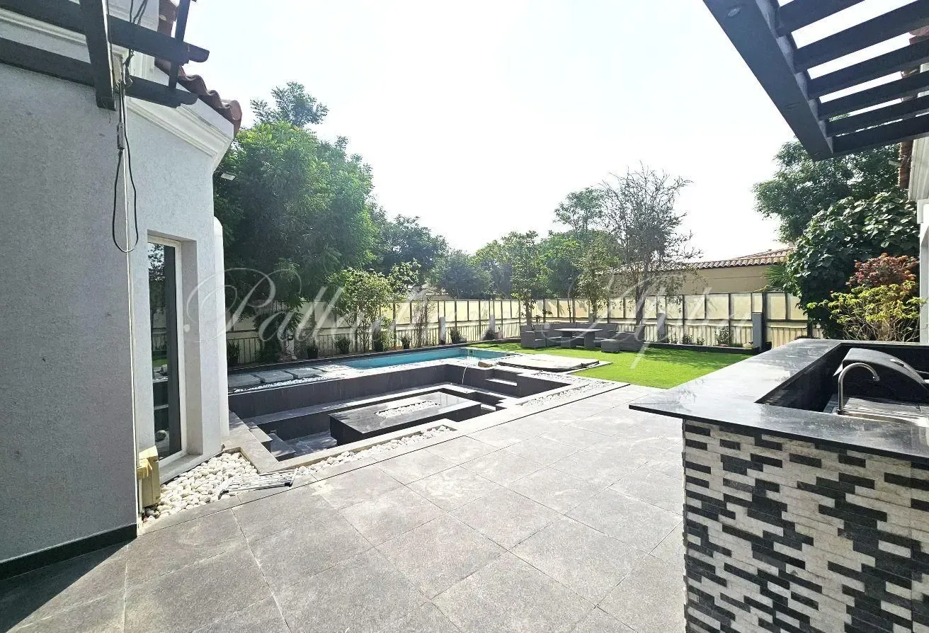 Corner Plot | Close to Park and Pool | Vastu