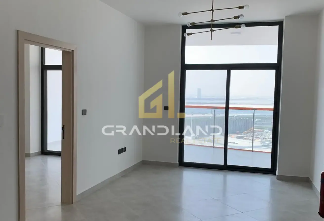 Exceptional 1BR | Modern Luxury | Prime Location