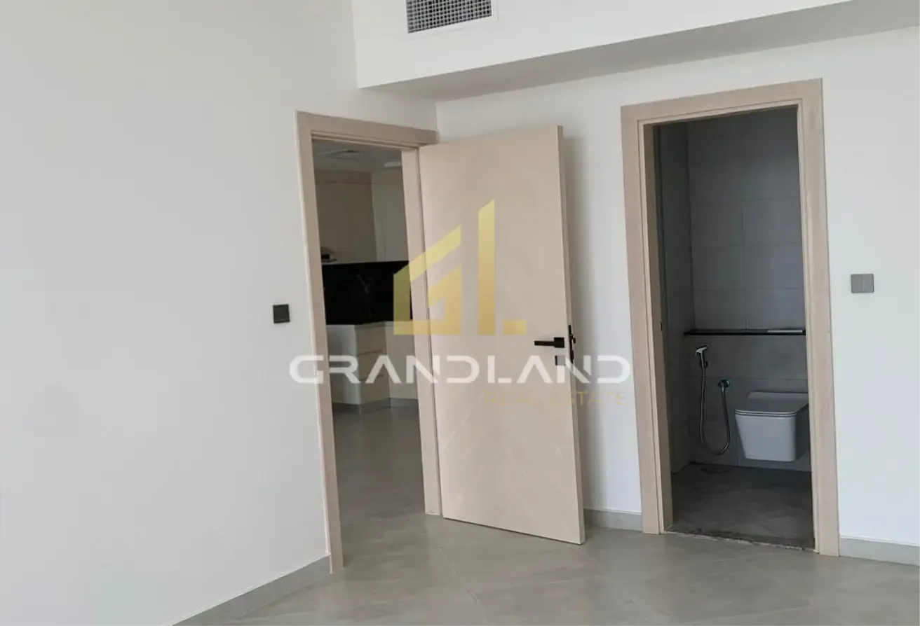 Exceptional 1BR | Modern Luxury | Prime Location