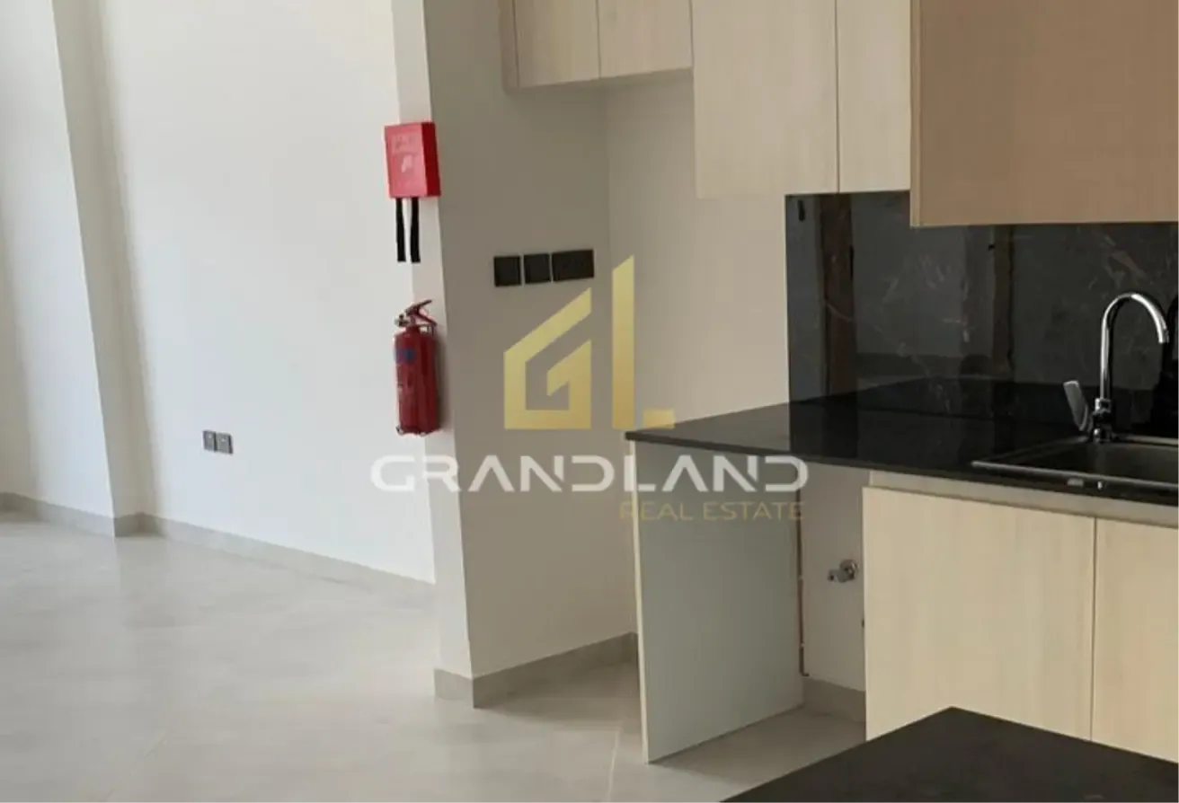 Exceptional 1BR | Modern Luxury | Prime Location