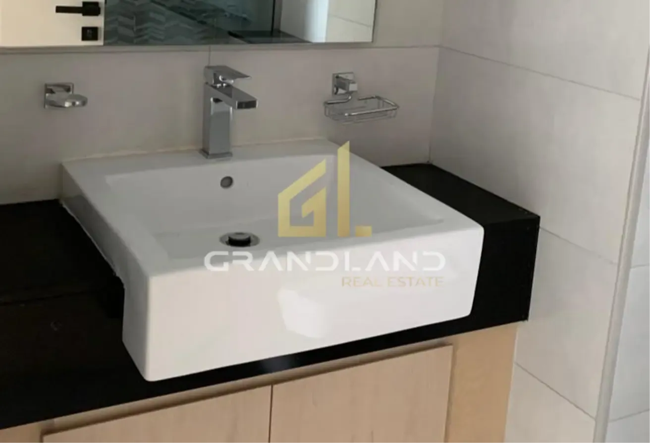 Exceptional 1BR | Modern Luxury | Prime Location