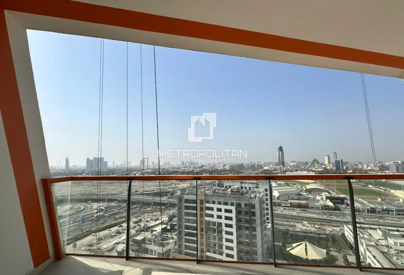 Modern 1BR | Central Location | Vacant | Furnished
