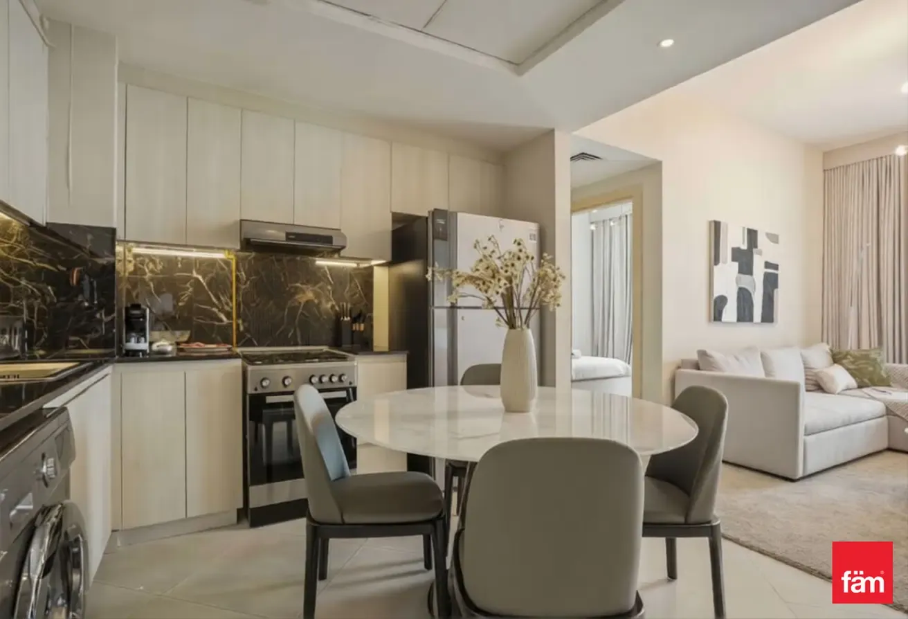 Corner Unit | Furnished | Skyline View