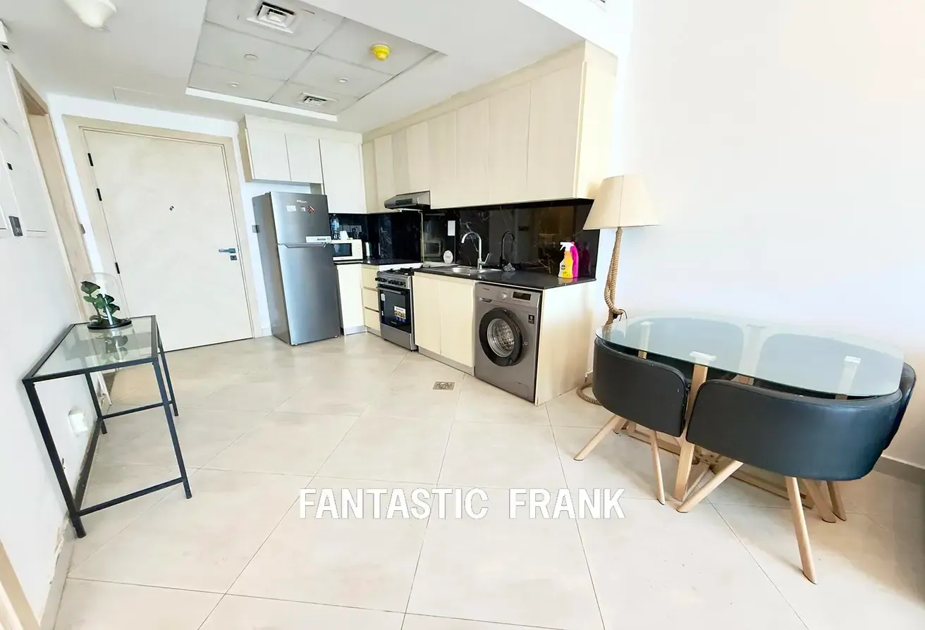 25th Floor | Vacant | City View | Furnished