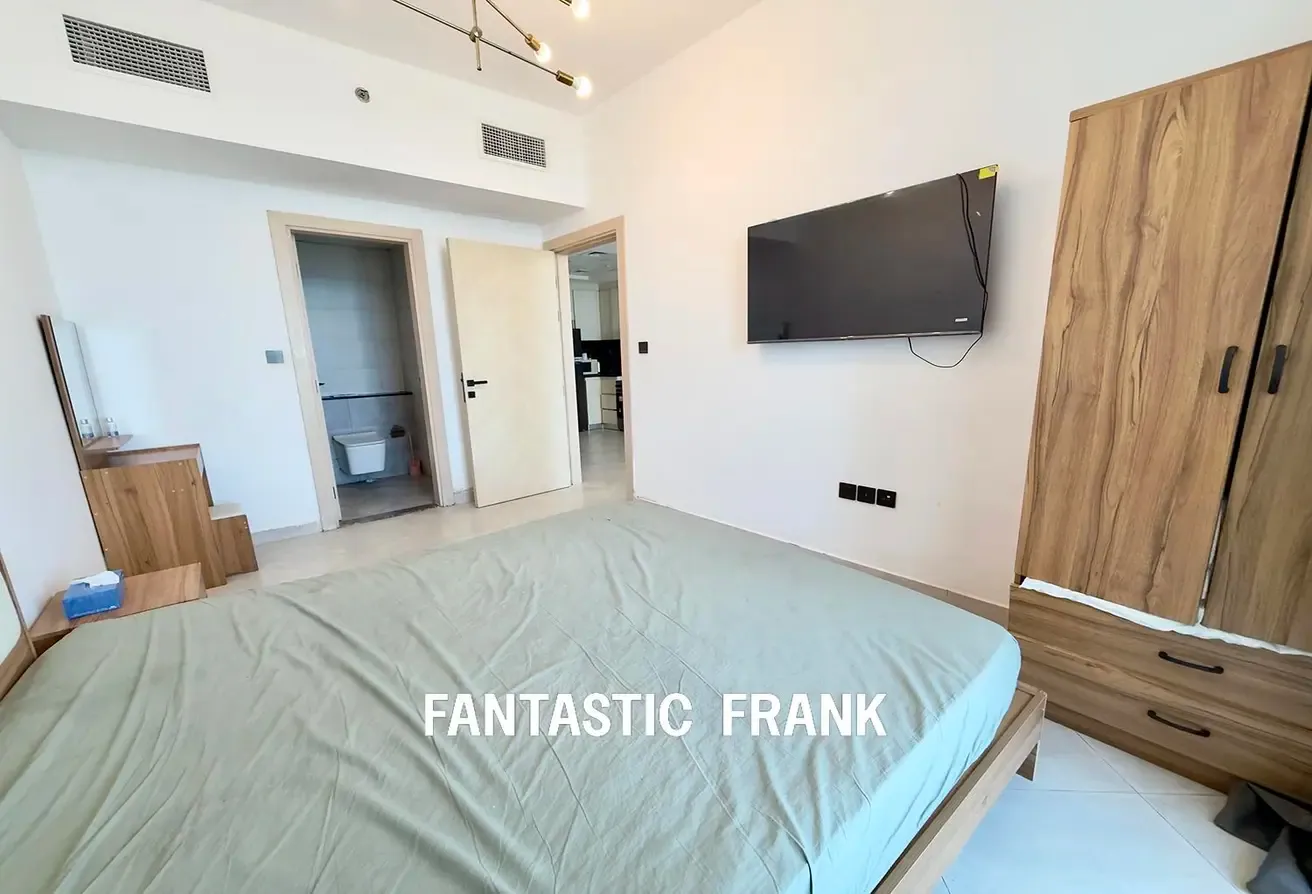 25th Floor | Vacant | City View | Furnished