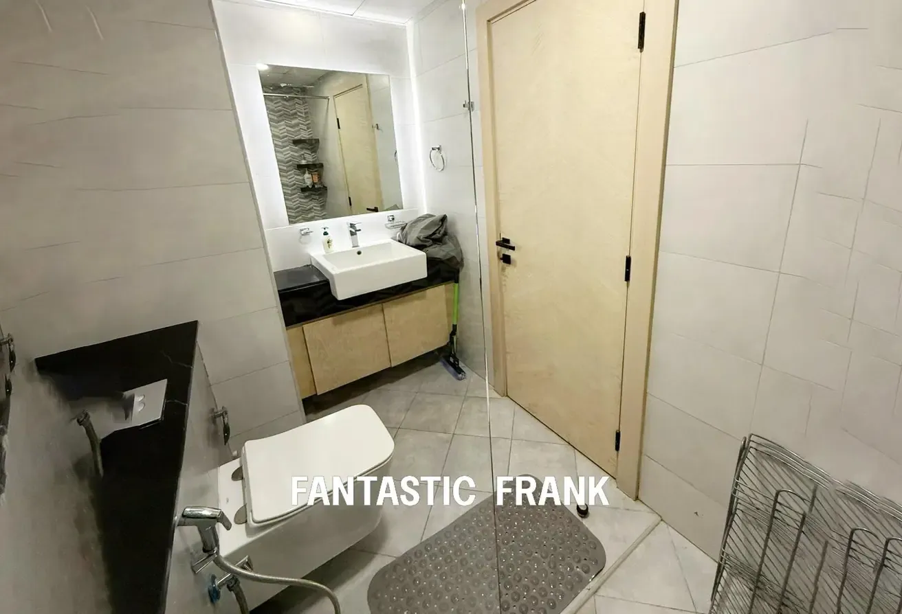 25th Floor | Vacant | City View | Furnished