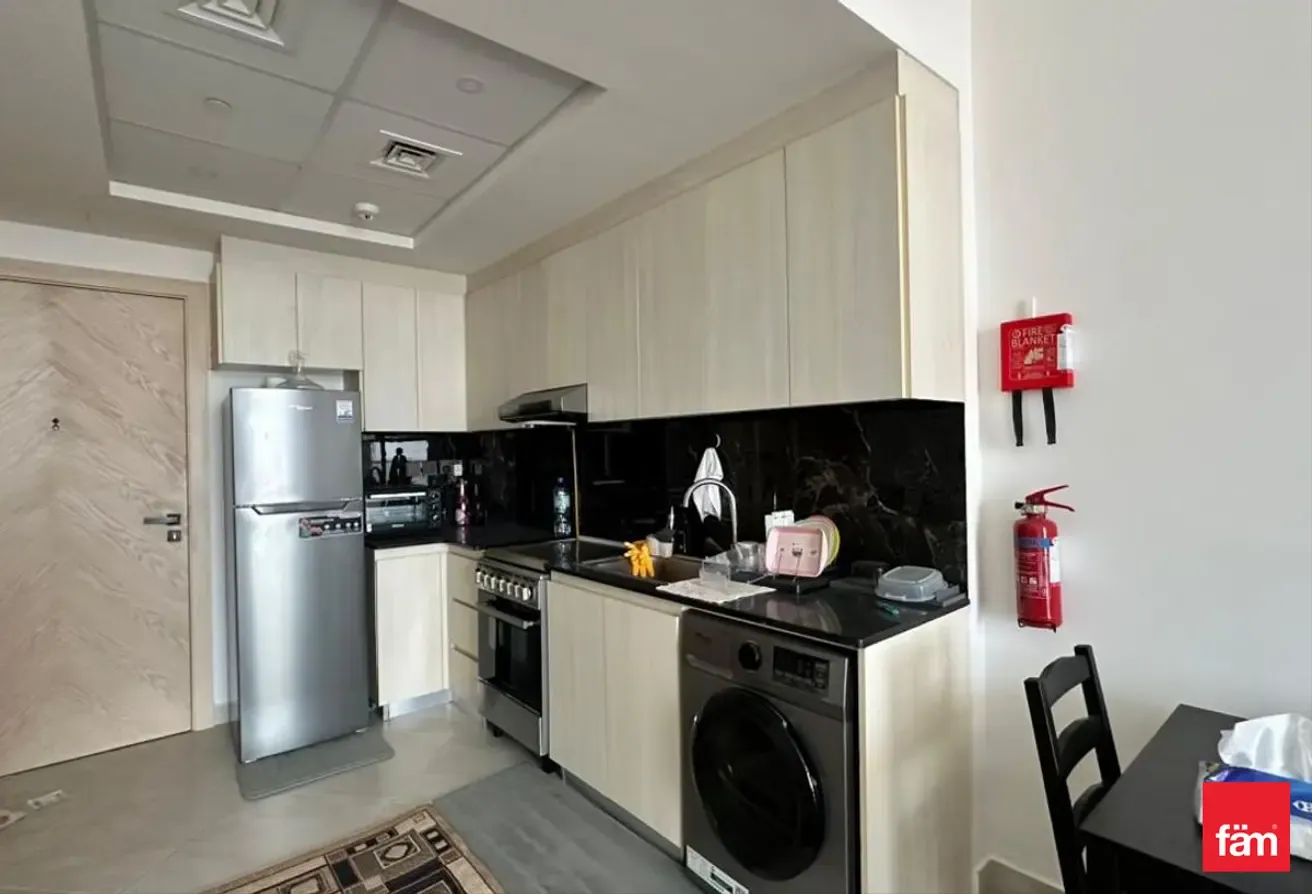 Fully Furnished | High Floor | Vacant