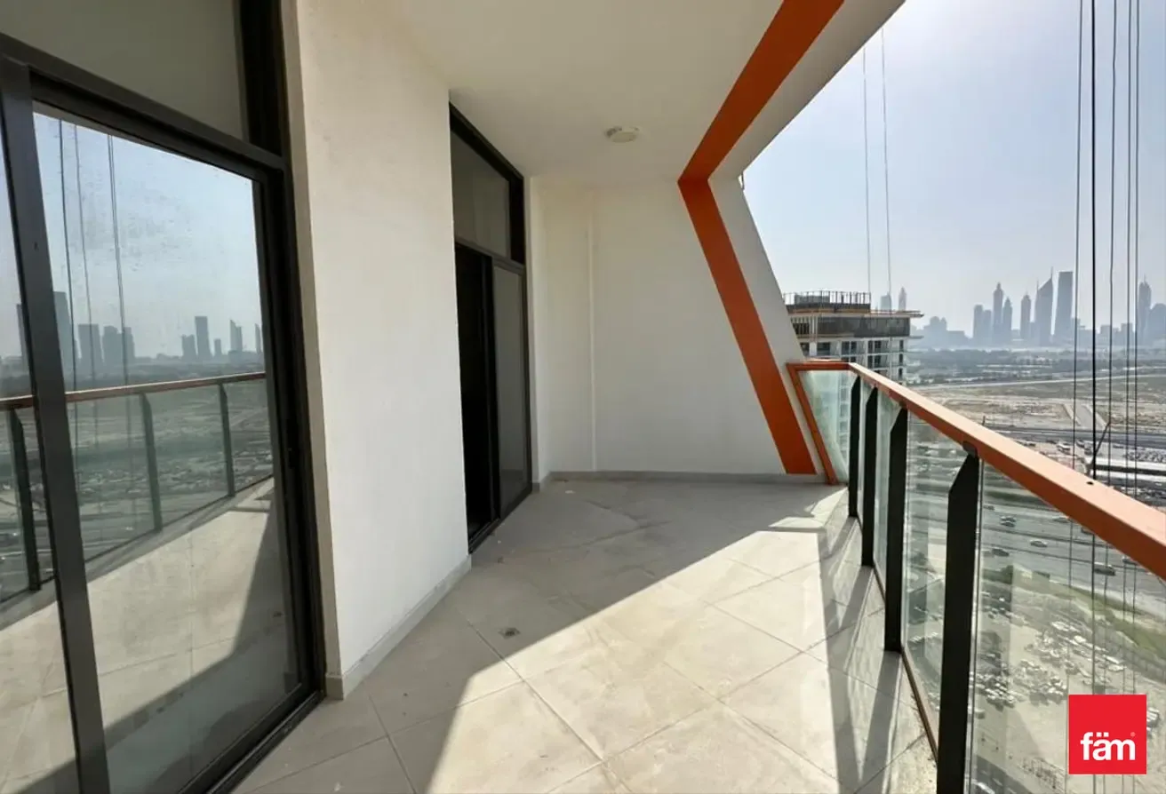Fully Furnished | High Floor | Vacant