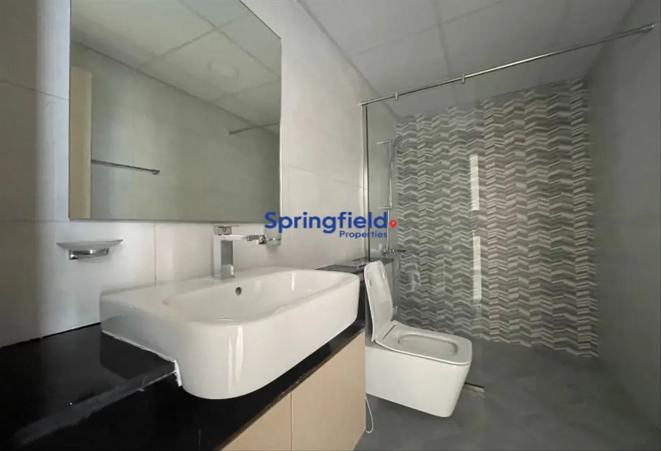 Burj Skyline View | Spacious Unit |  Vacant Soon