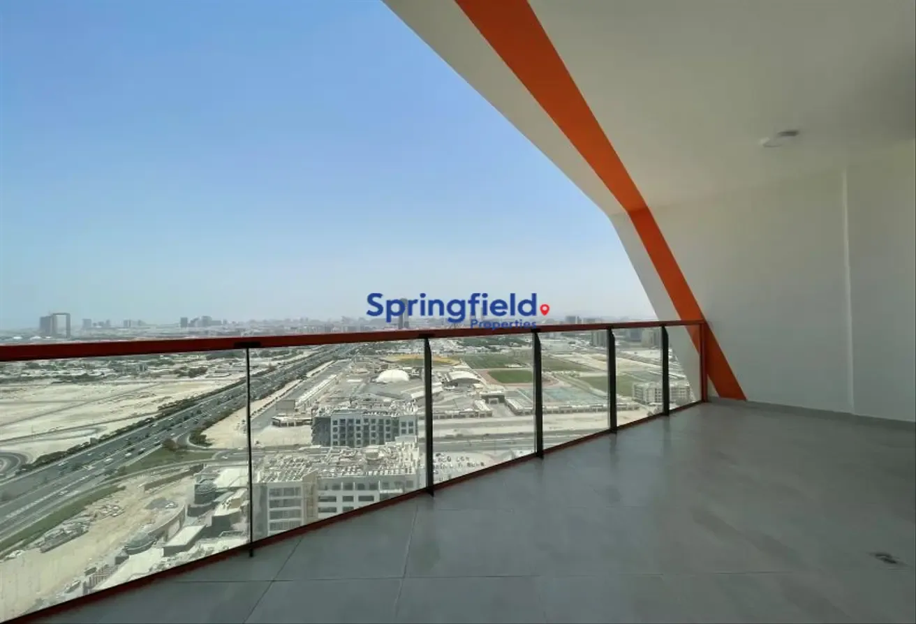 Burj Skyline View | Spacious Unit |  Vacant Soon