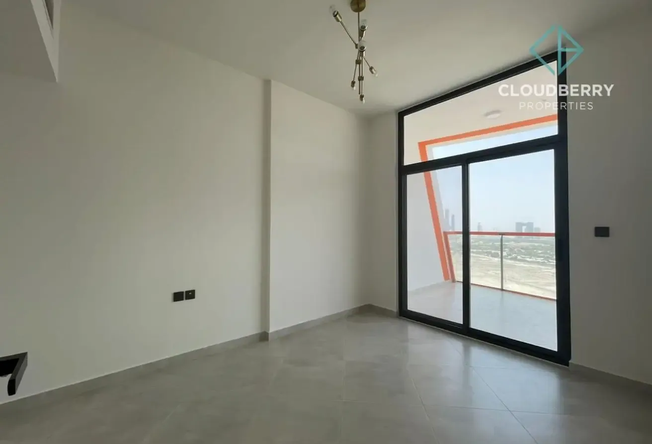 Fully Furnished | Creek View | High Floor