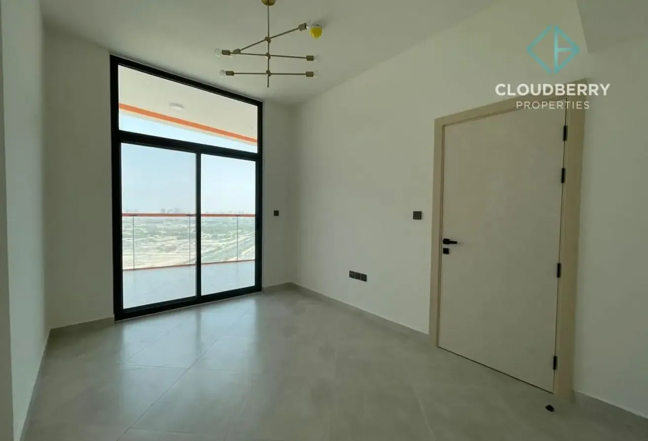 Fully Furnished | Creek View | High Floor