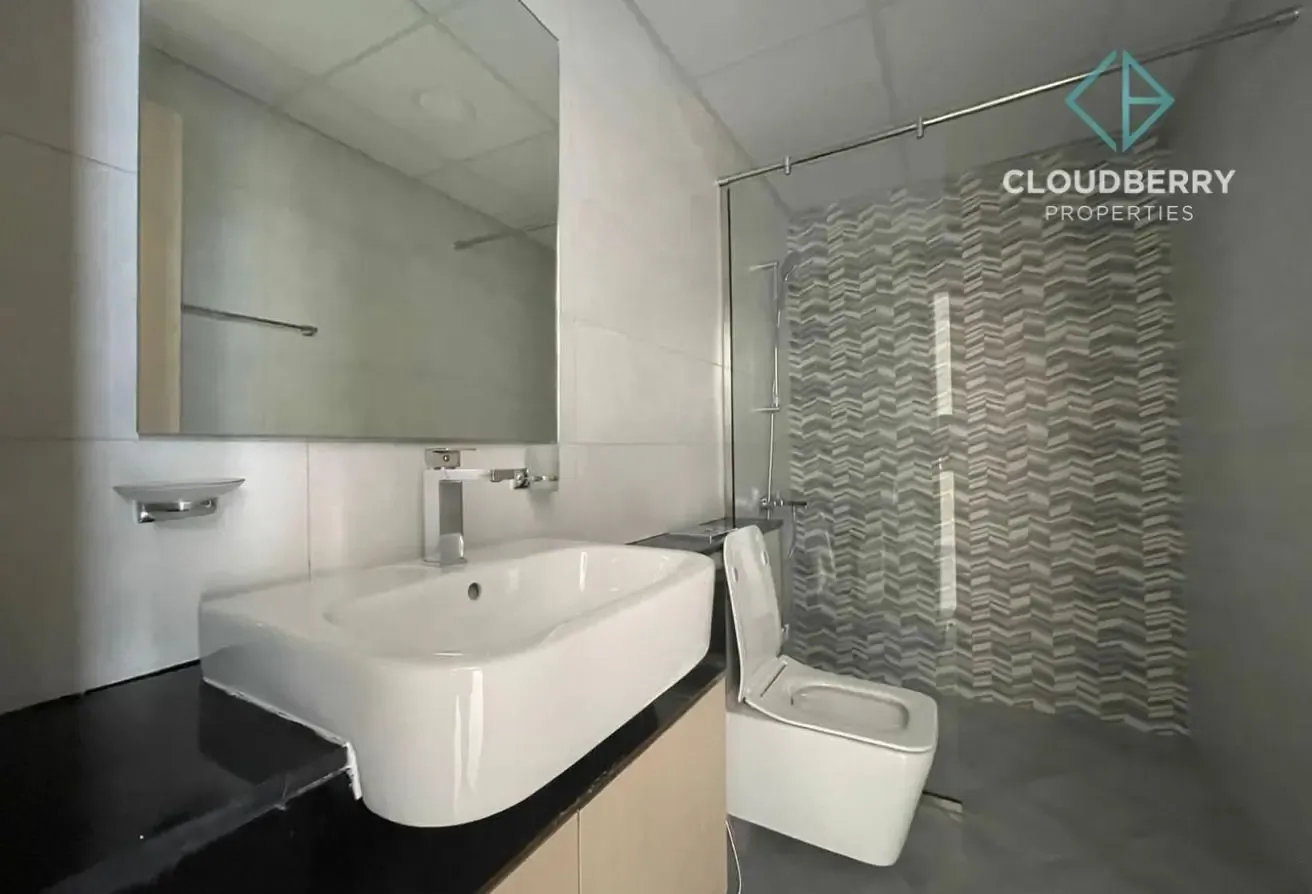 Fully Furnished | Creek View | High Floor