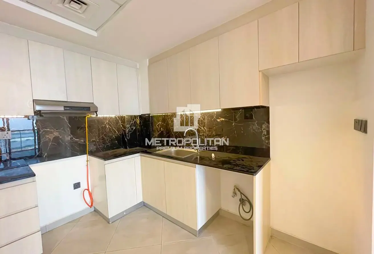 Spacious Layout | Vacant | Prime Location