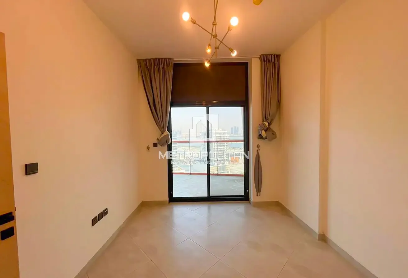 Spacious Layout | Vacant | Prime Location
