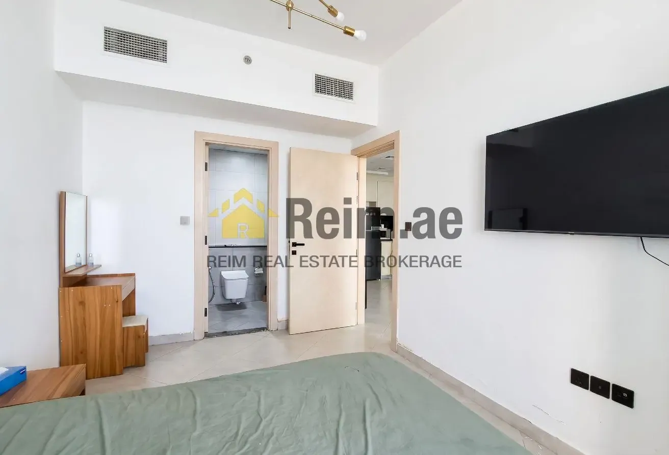 High Floor | Vacant | High ROI