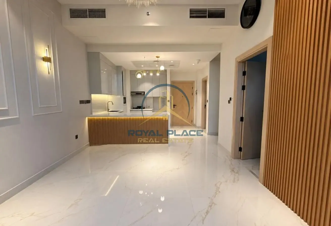 Duplex 3BR Fully Upgraded Unit | With 2 Parking's
