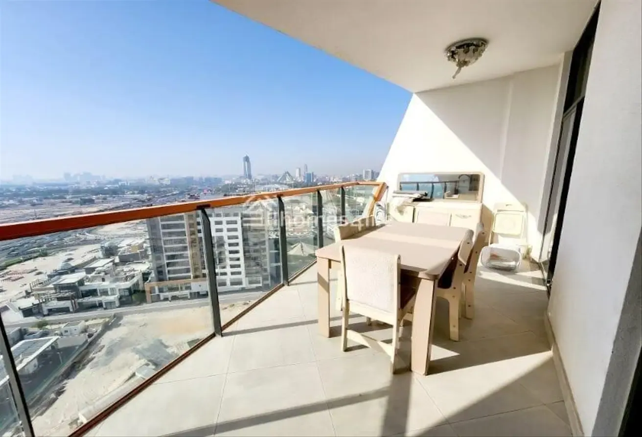 Burj Khalifa View | Vacant | Furnished and Corner