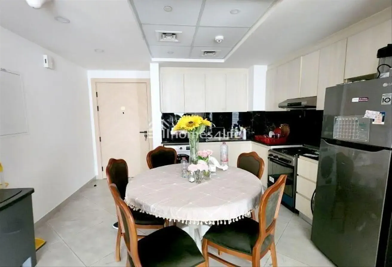 Burj Khalifa View | Vacant | Furnished and Corner