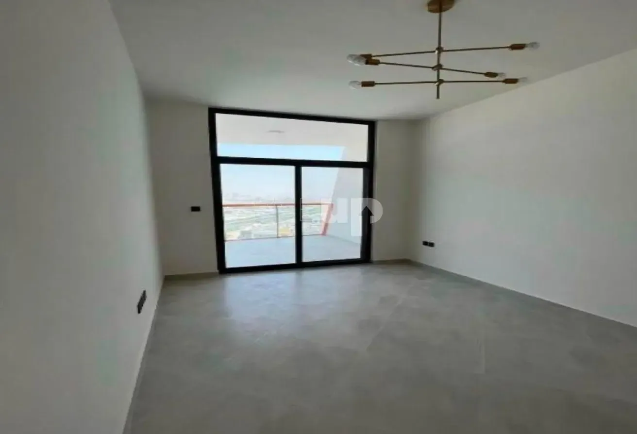 High floor  | Big size | Good price | Unfurnished