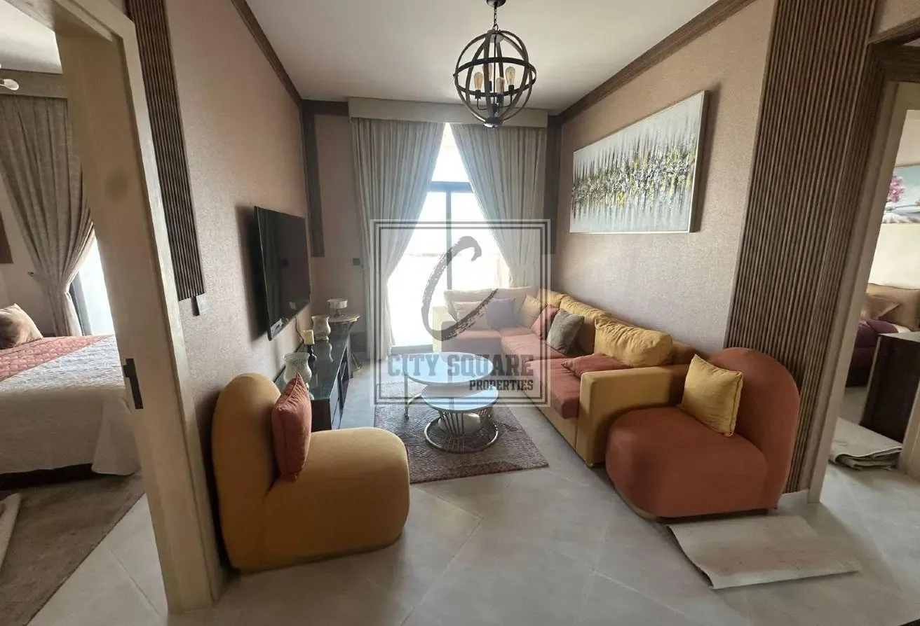 Spacious 3 BR for sale | vacant | 2 parking spots