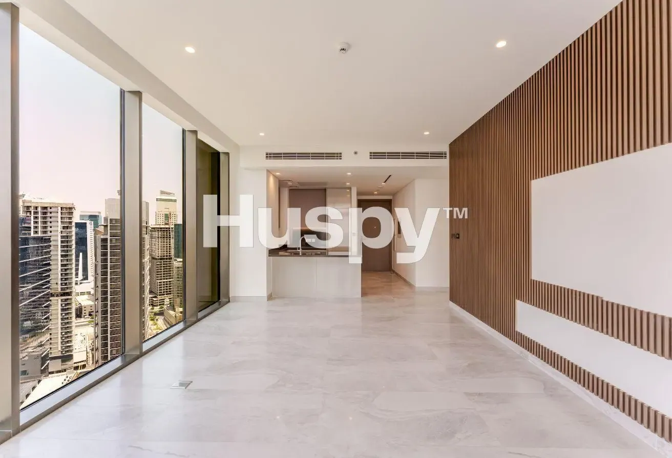 High Floor | Canal View | Waterfront Community