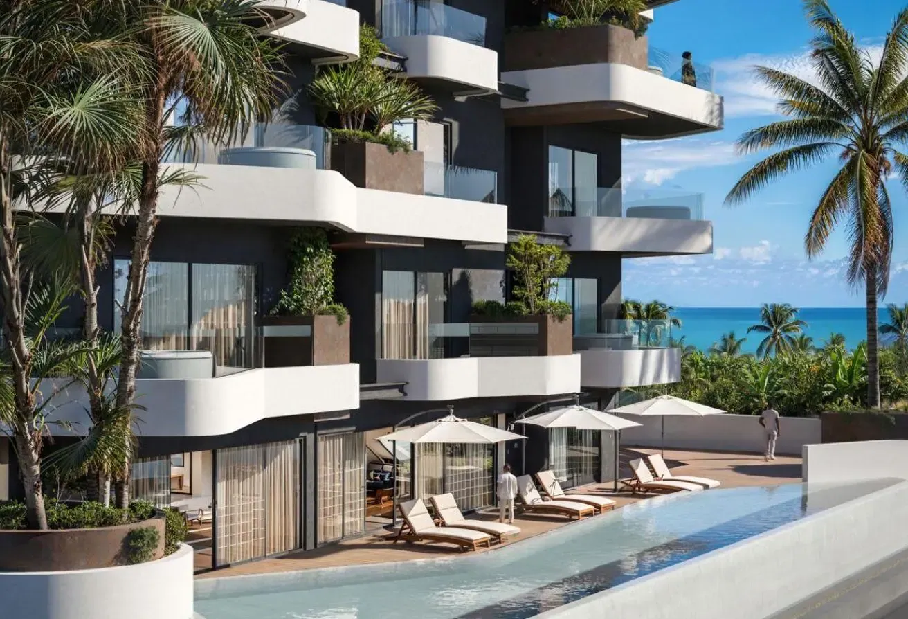 Beachfront 2BR Apartment | Sea & Downtown Views
