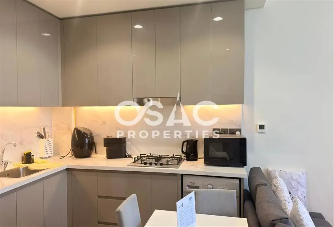 PREMIUM FURNISHED 1BR | CITY SKYLINE VIEWS