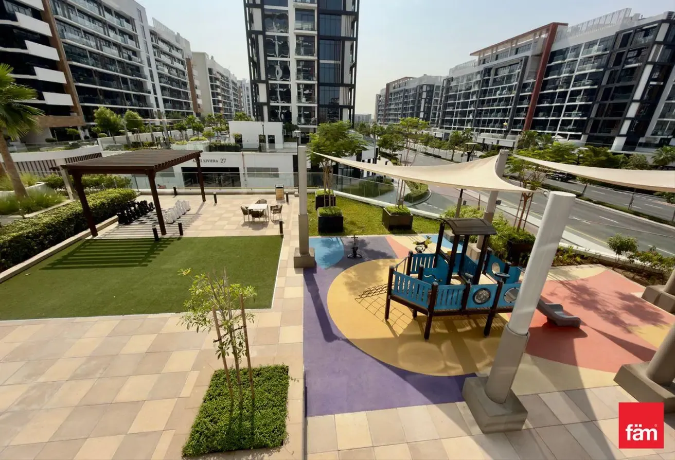 Modern Apartment With Boulevard View