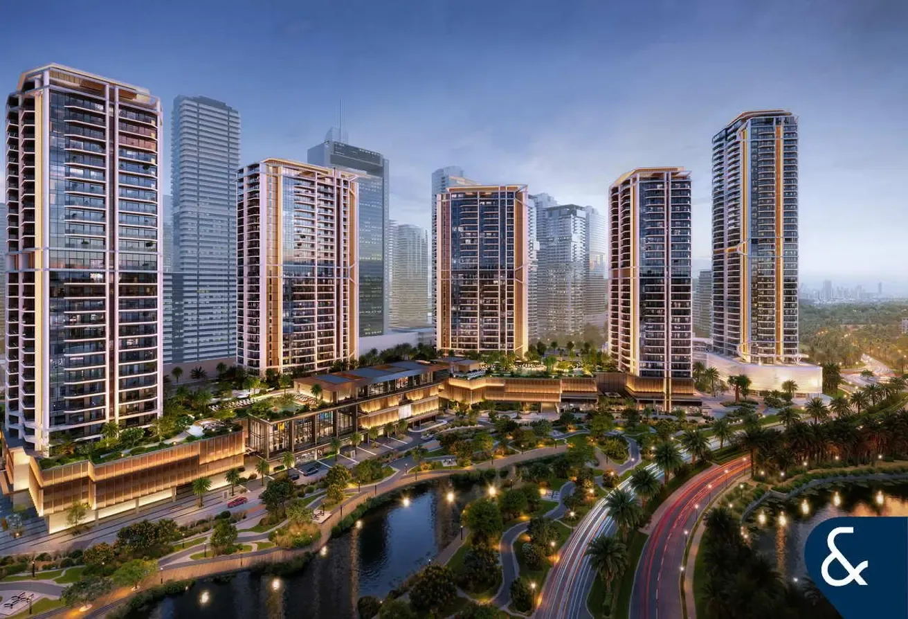 Luxury Lakeside Residences at Eltiera Views