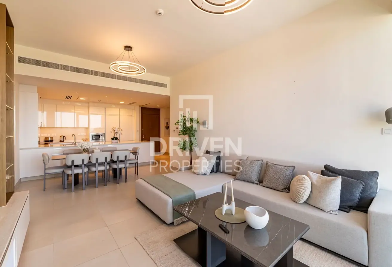 Jumeirah Sea View | Upgraded | Community Expert