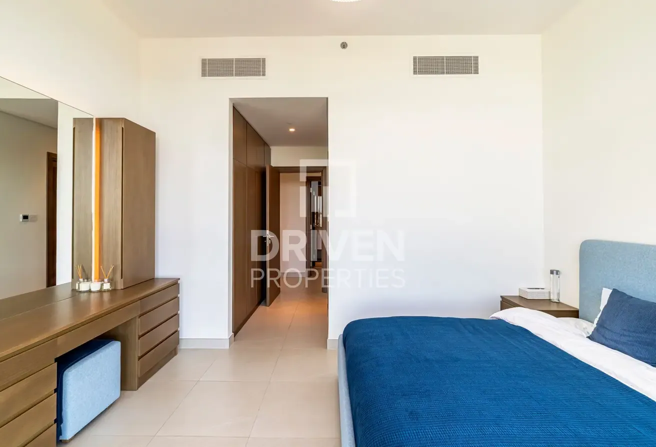 Jumeirah Sea View | Upgraded | Community Expert