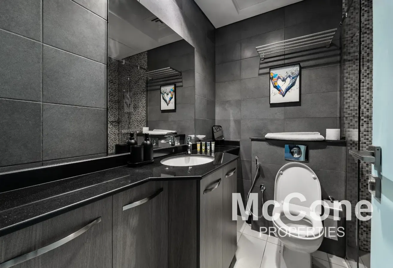Prime Location | Guaranteed 8% ROI | Furnished