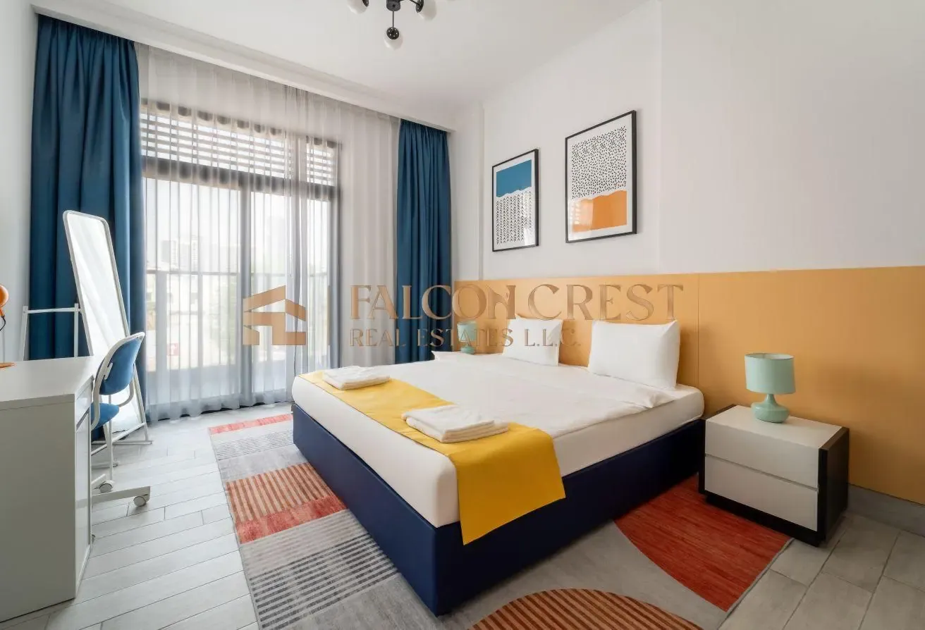 1 BR Apartment with Landmark View in JVC