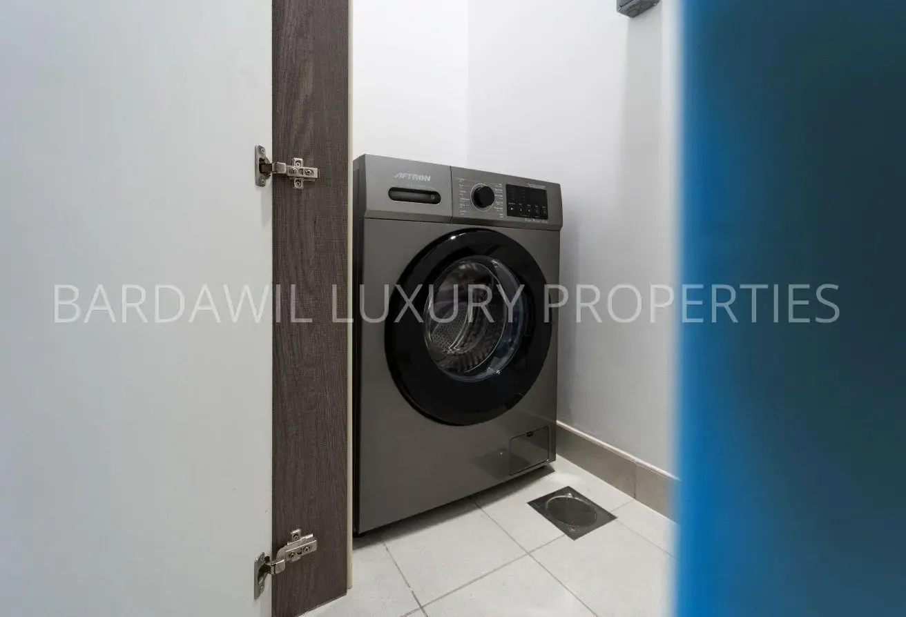 UPGRADED 1BR | SPACIOUS LAYOUT | FULLLY FURNISHED