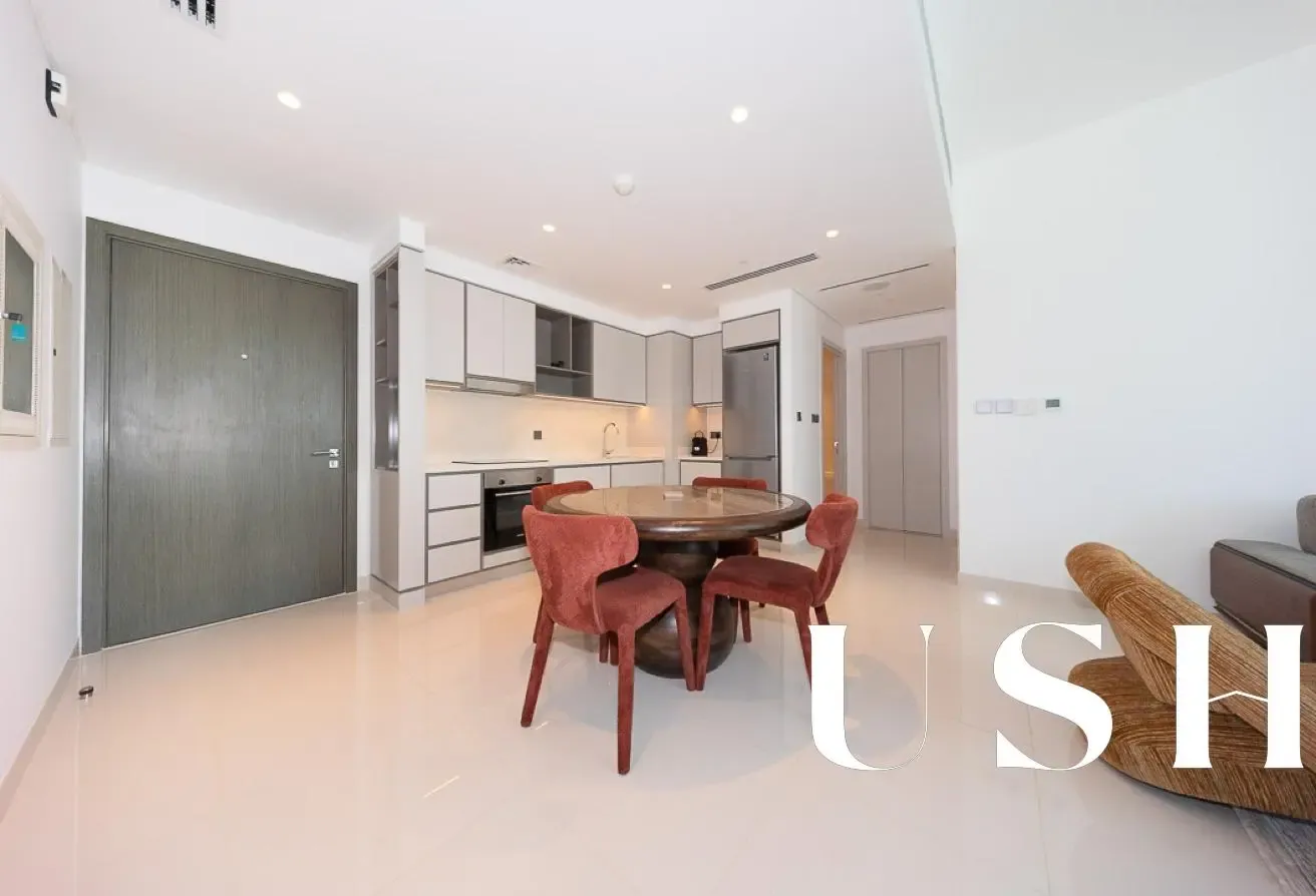 Largest 1BR | Sea and Marina skyline view