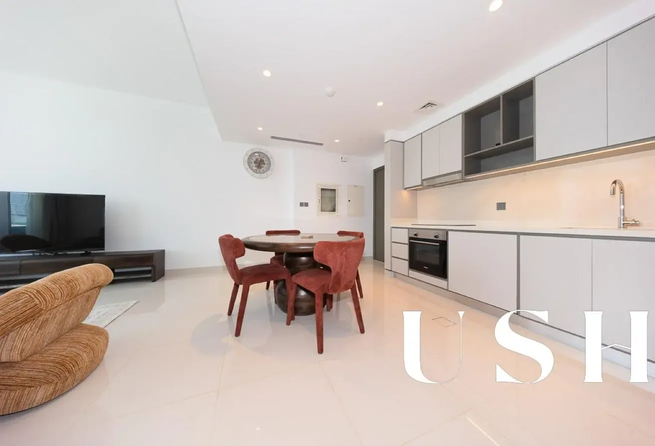 Largest 1BR | Sea and Marina skyline view