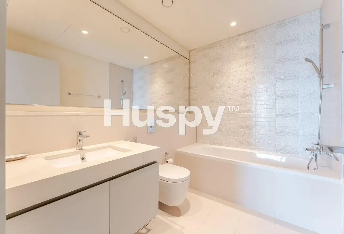 Fully Furnished | Palm View | Vacant