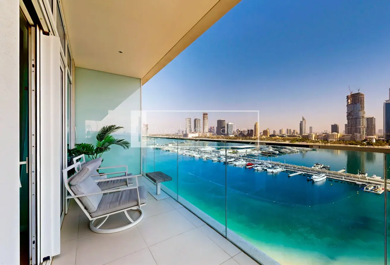 EXCLUSIVE | VACANT ON TRANSFER | MARINA VIEWS
