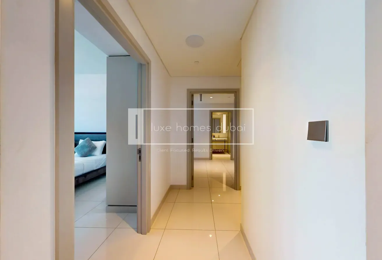 EXCLUSIVE | VACANT ON TRANSFER | MARINA VIEWS