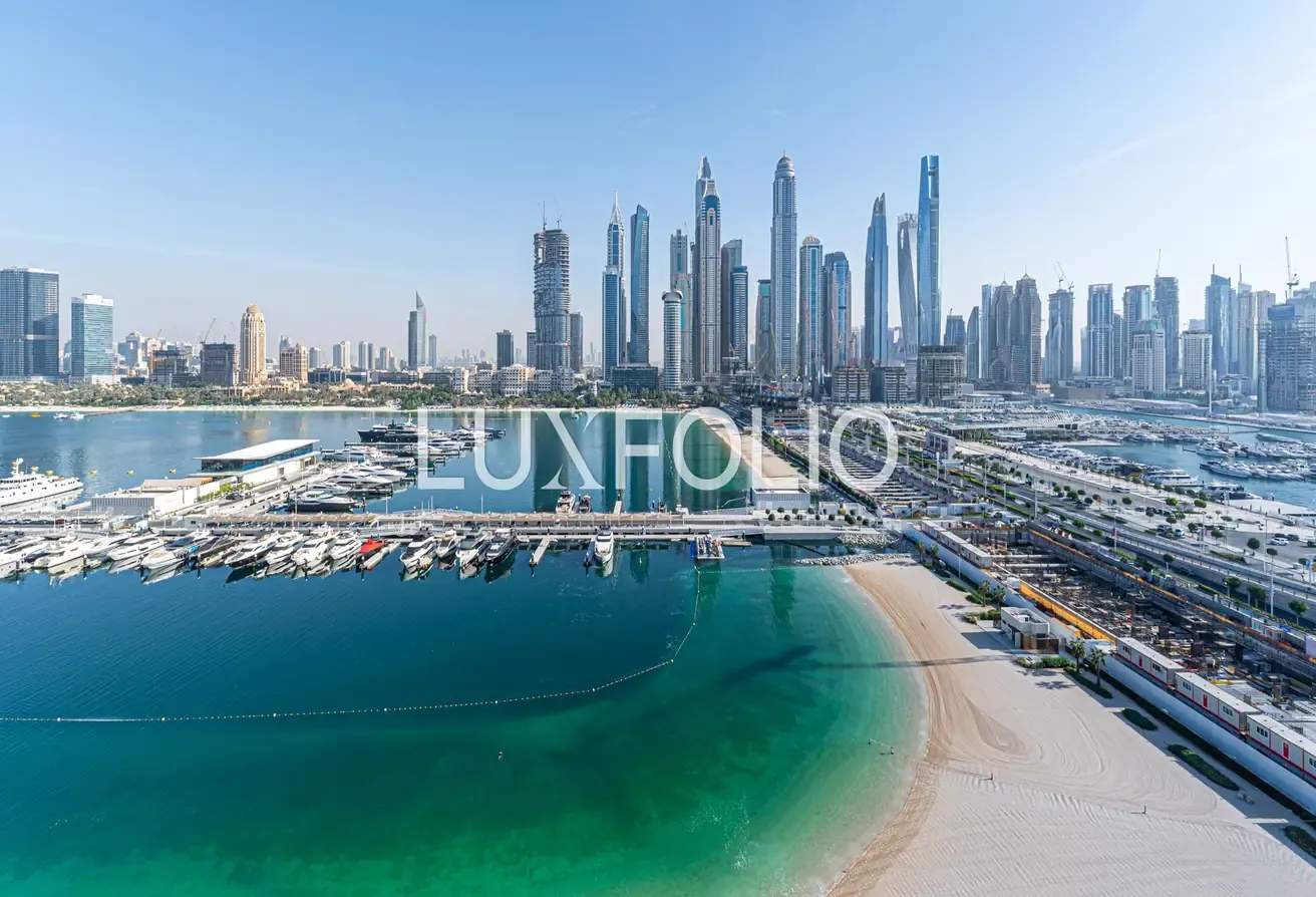 BF SPECIALIST | HIGHLY UPGRADED | FULL OCEAN VIEWS